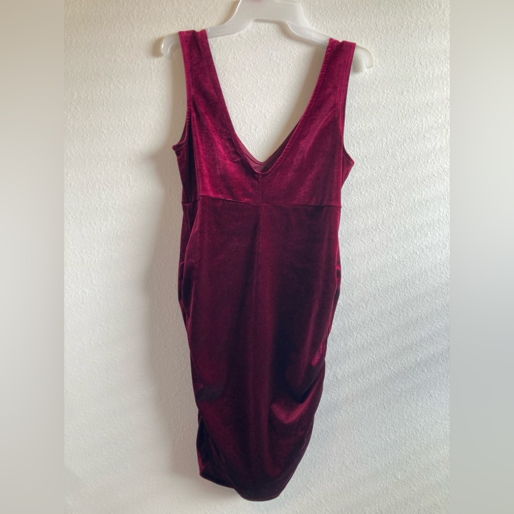 Crystal Sky Velour Midi Dress in Deep Wine/Burgundy Size M - Picture 4 of 8